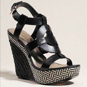 Guess, Dailona Wedged, Black 7.5